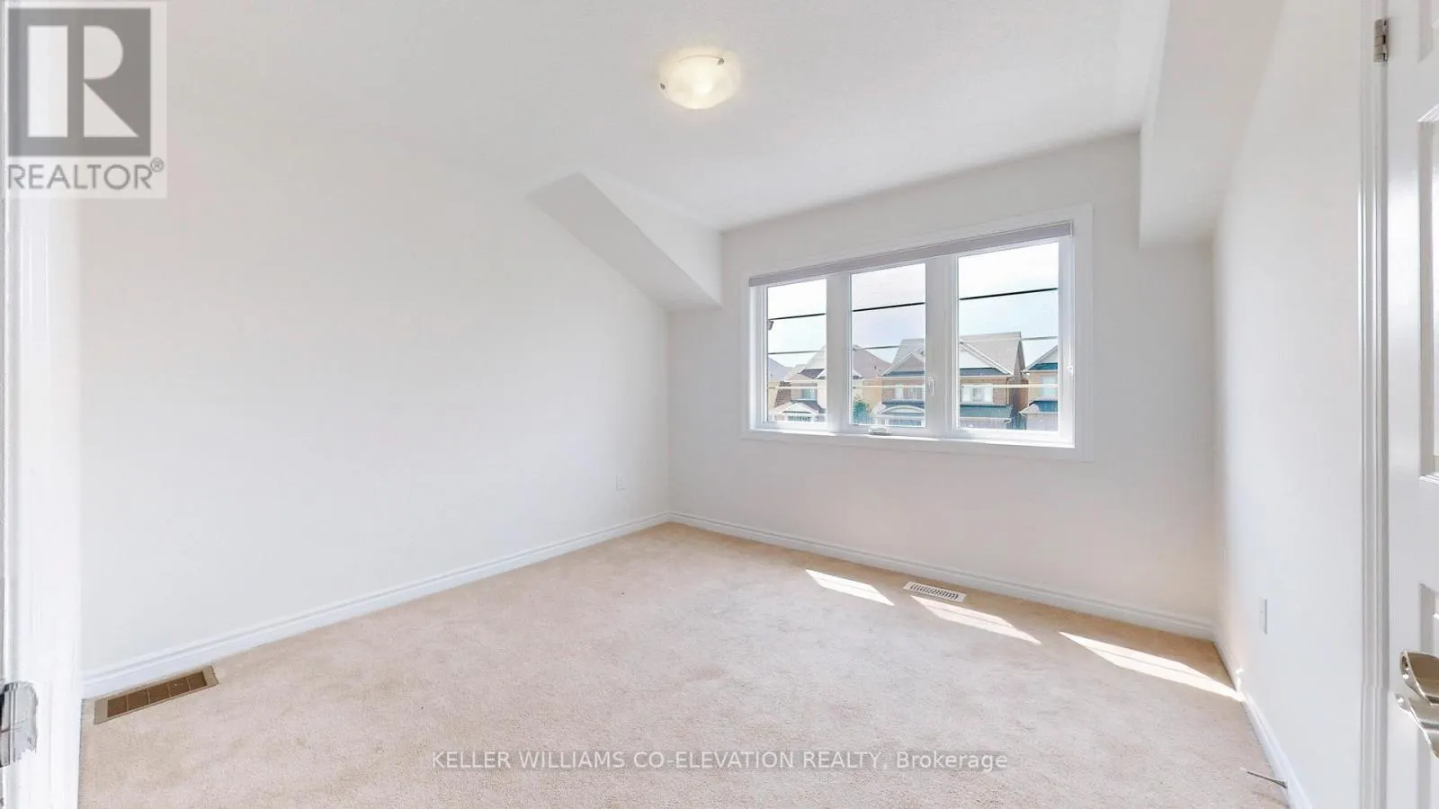 2592 STALLION DRIVE