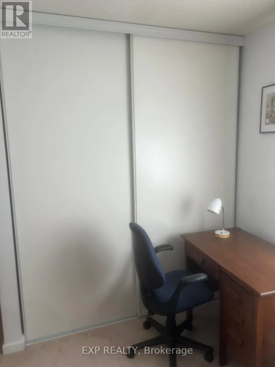 ROOM 1 & 2 - 14 GRIFFITHS DRIVE