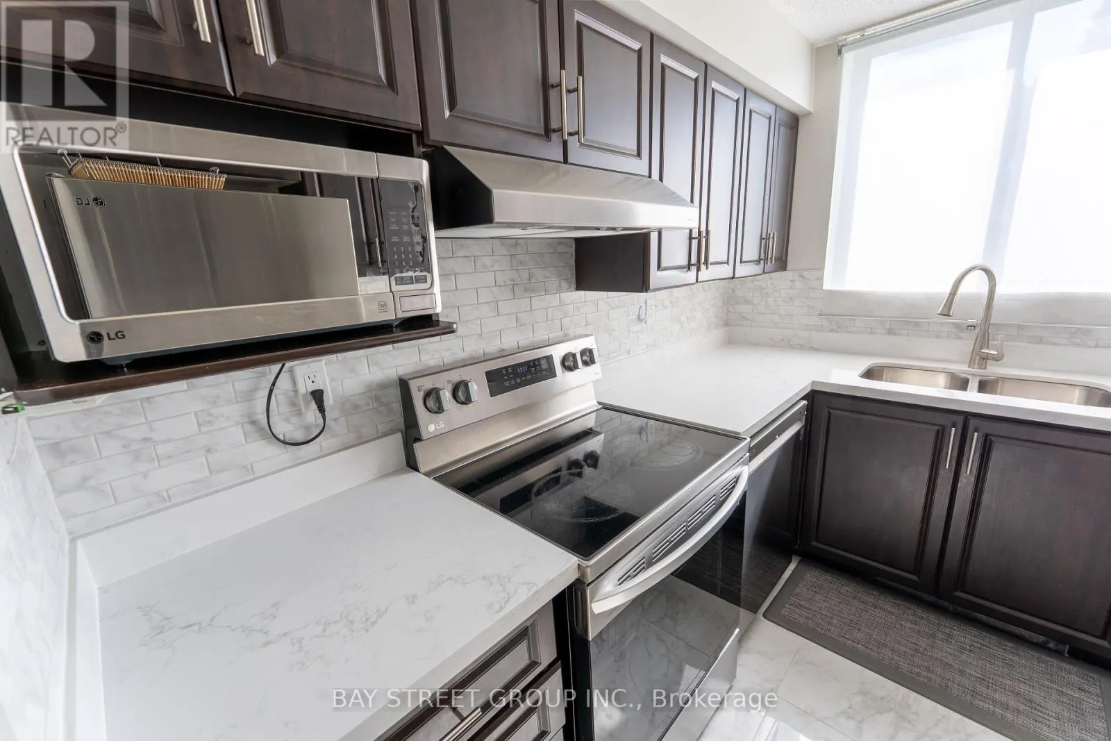 211 - 99 BLACKWELL AVENUE