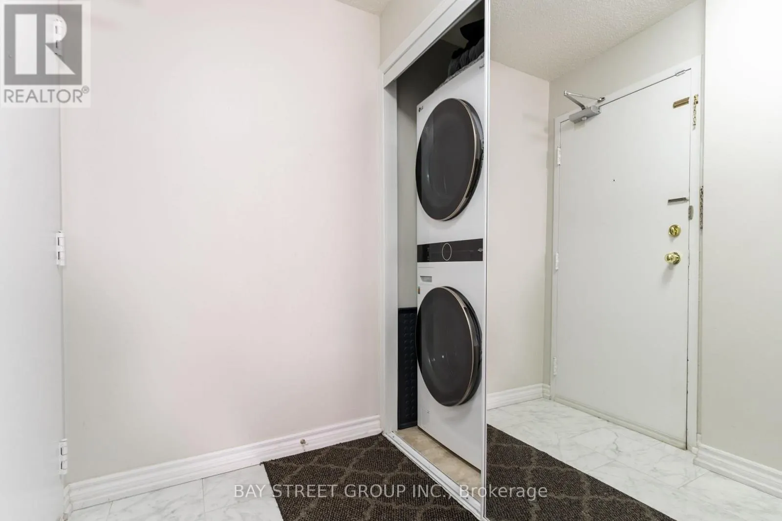 211 - 99 BLACKWELL AVENUE
