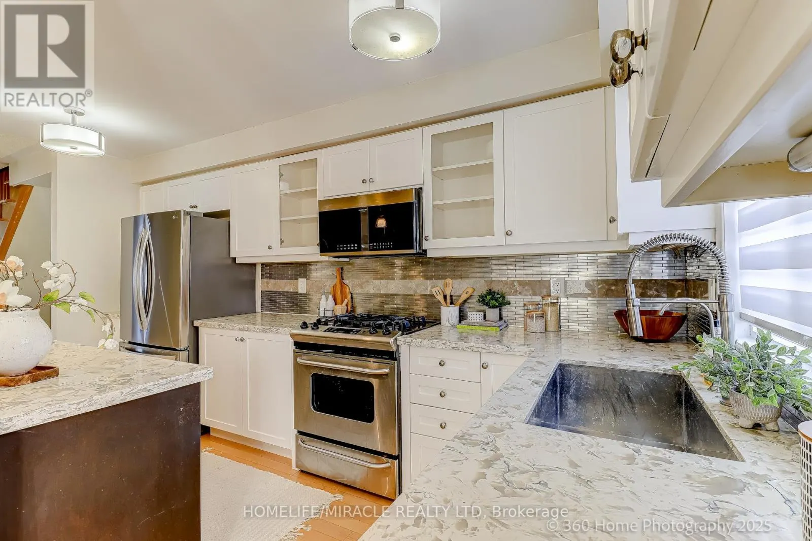113 WILKES CRESCENT