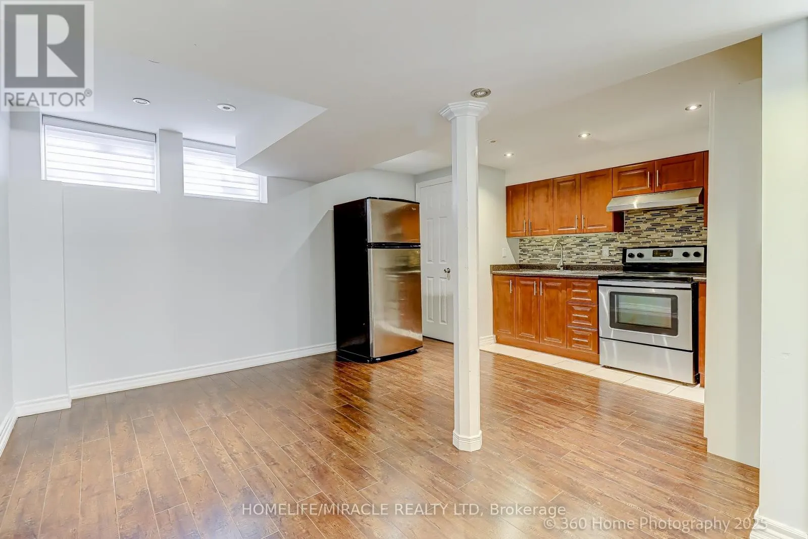 113 WILKES CRESCENT