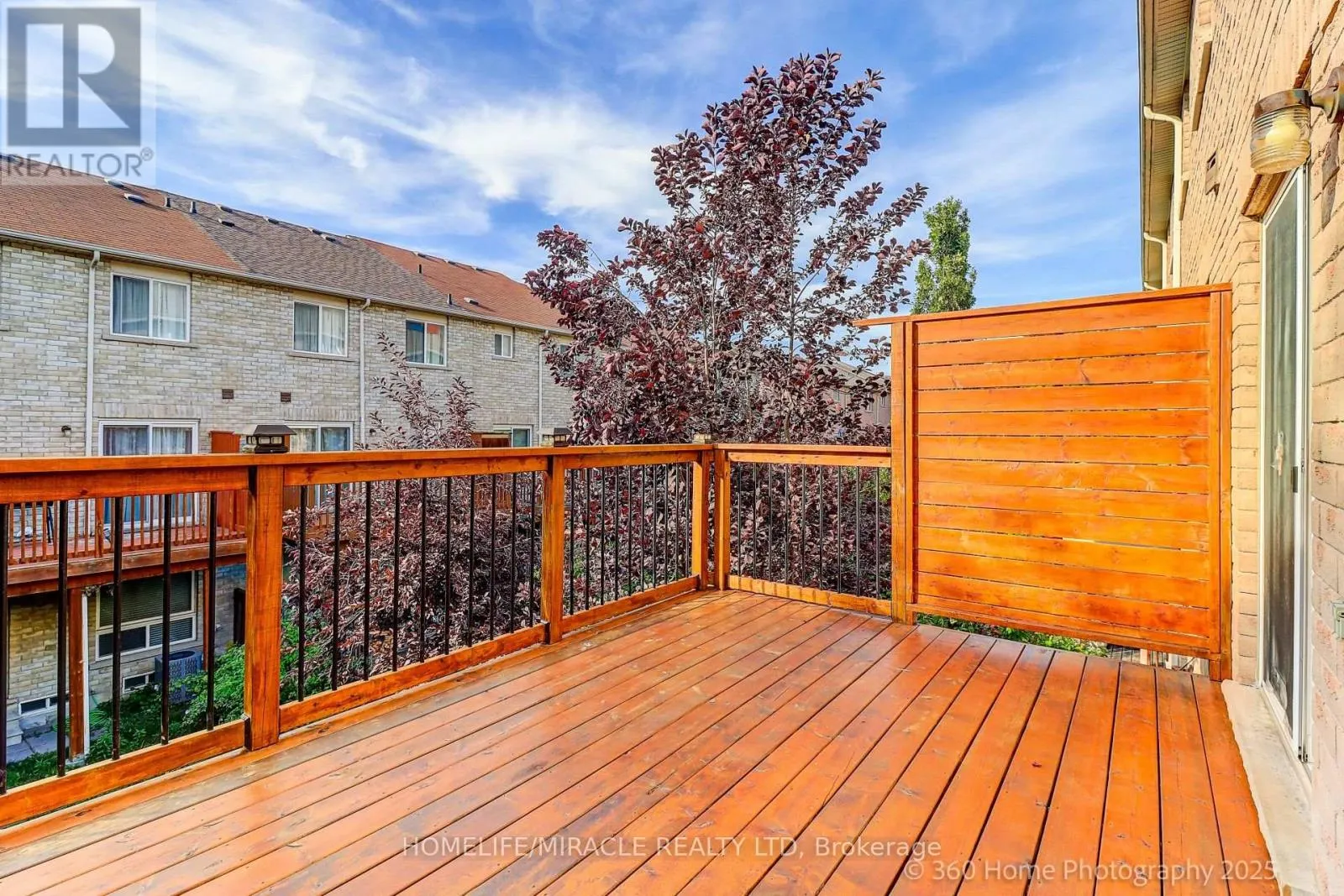 113 WILKES CRESCENT