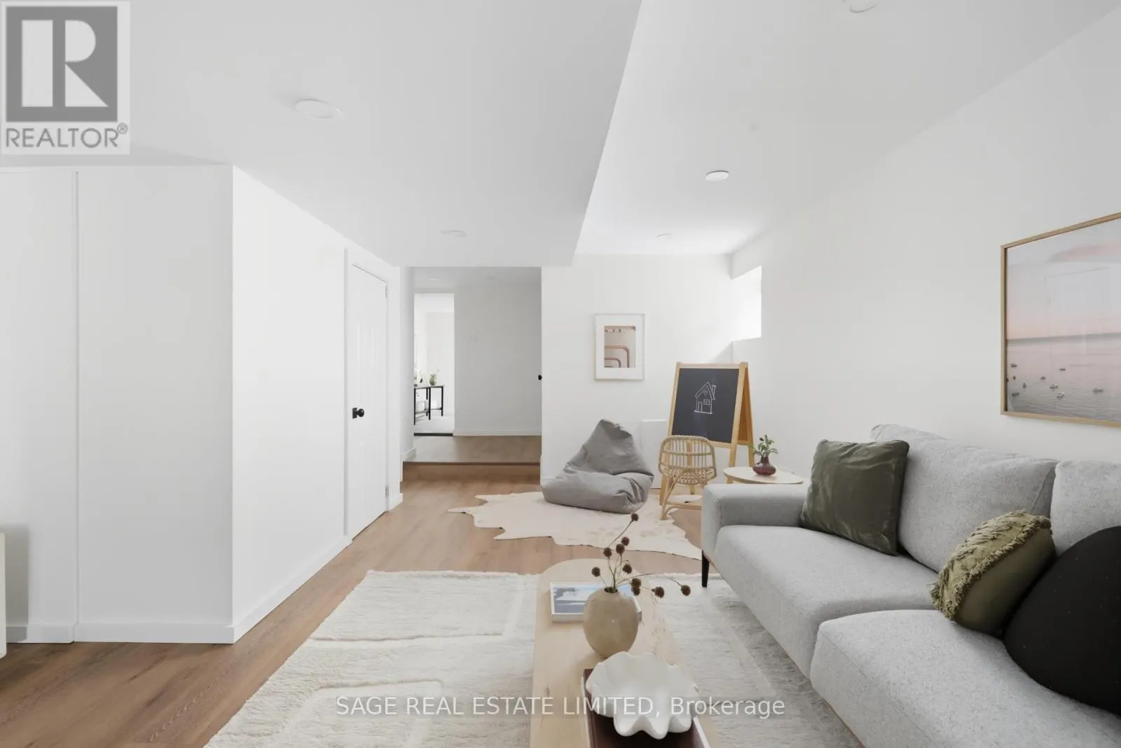 2021 GERRARD STREET E