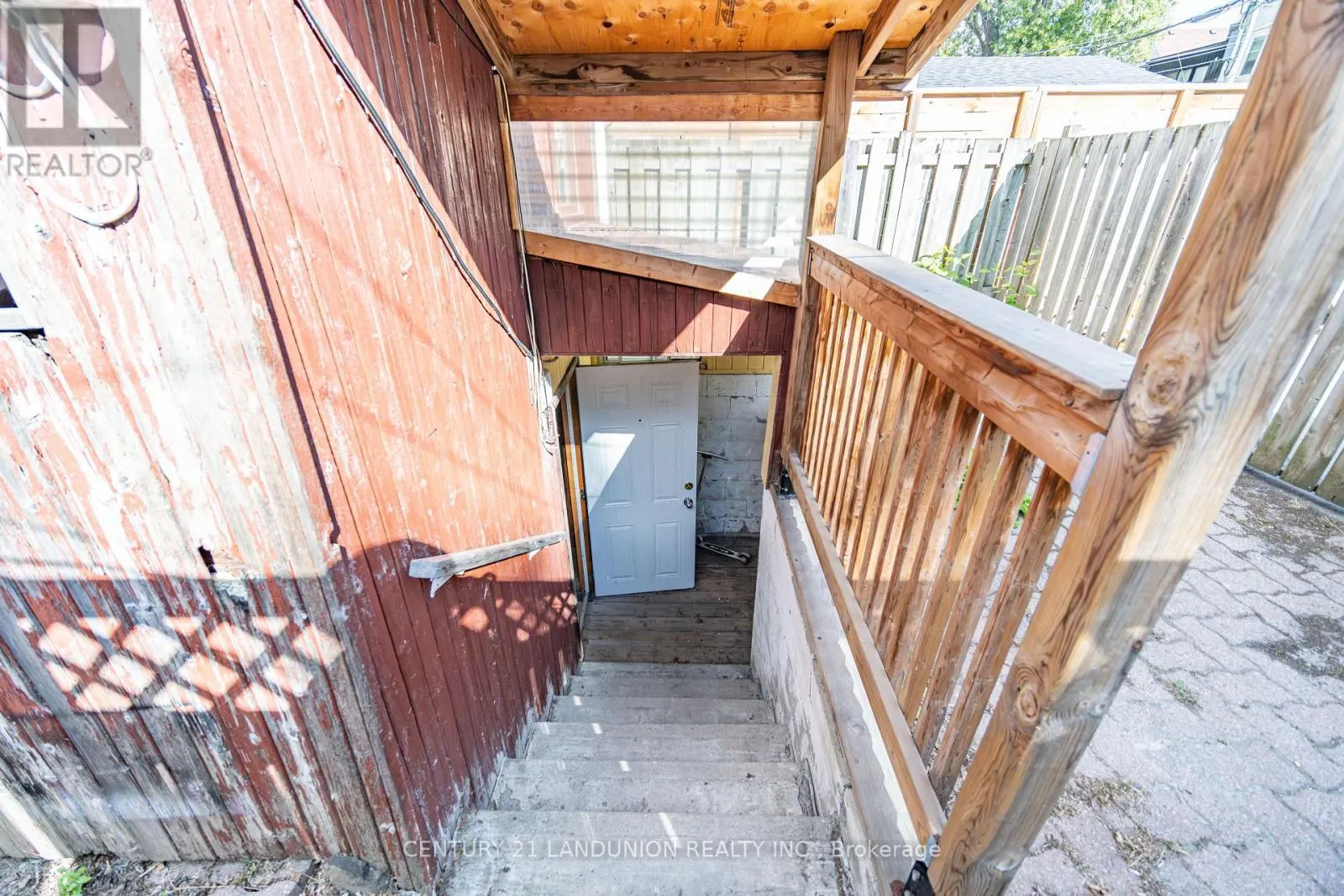 133 GALT AVENUE