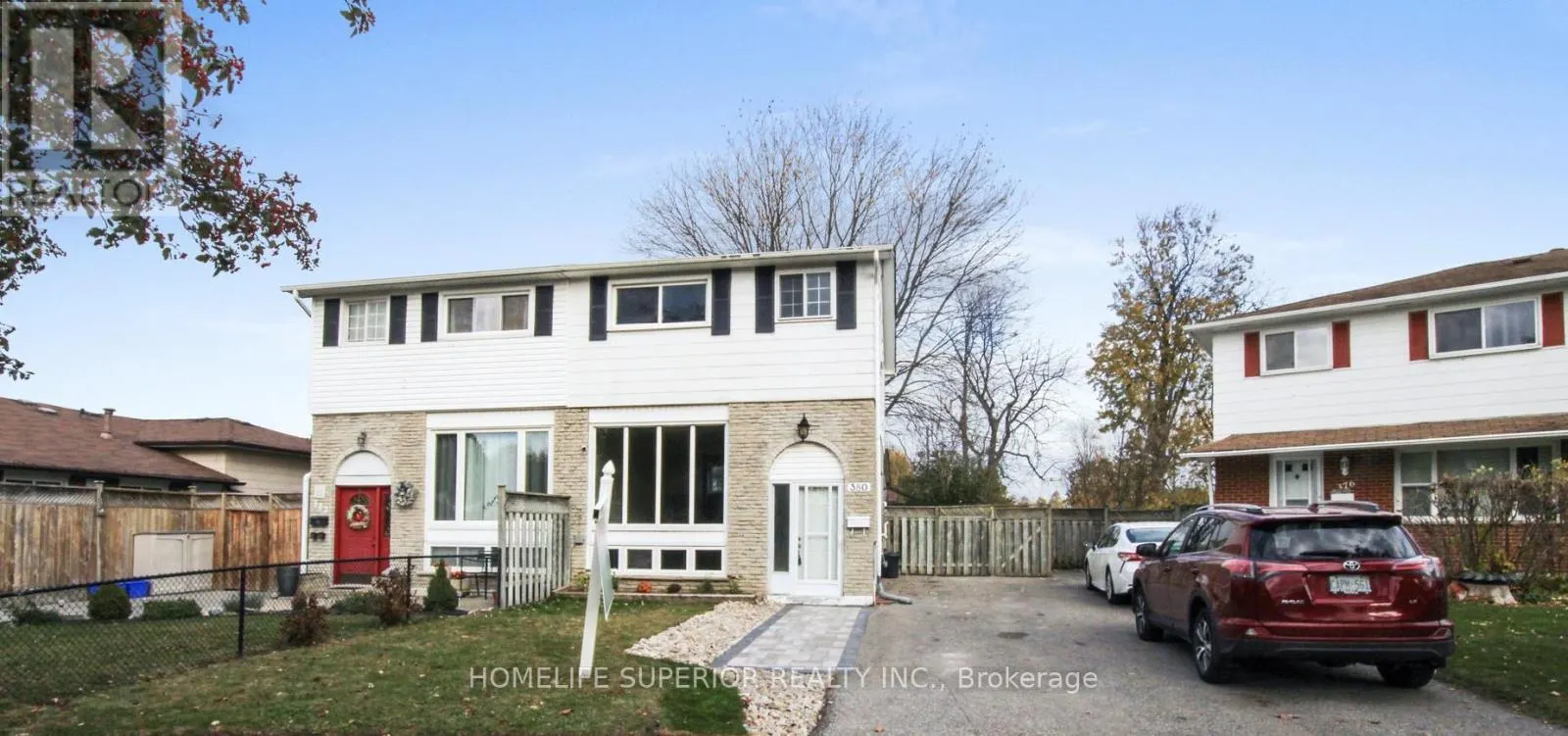 380 VANCOUVER CRESCENT