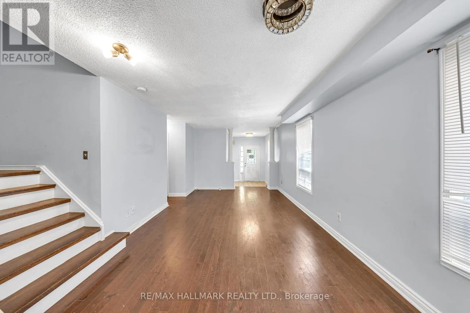 29 HEMANS COURT