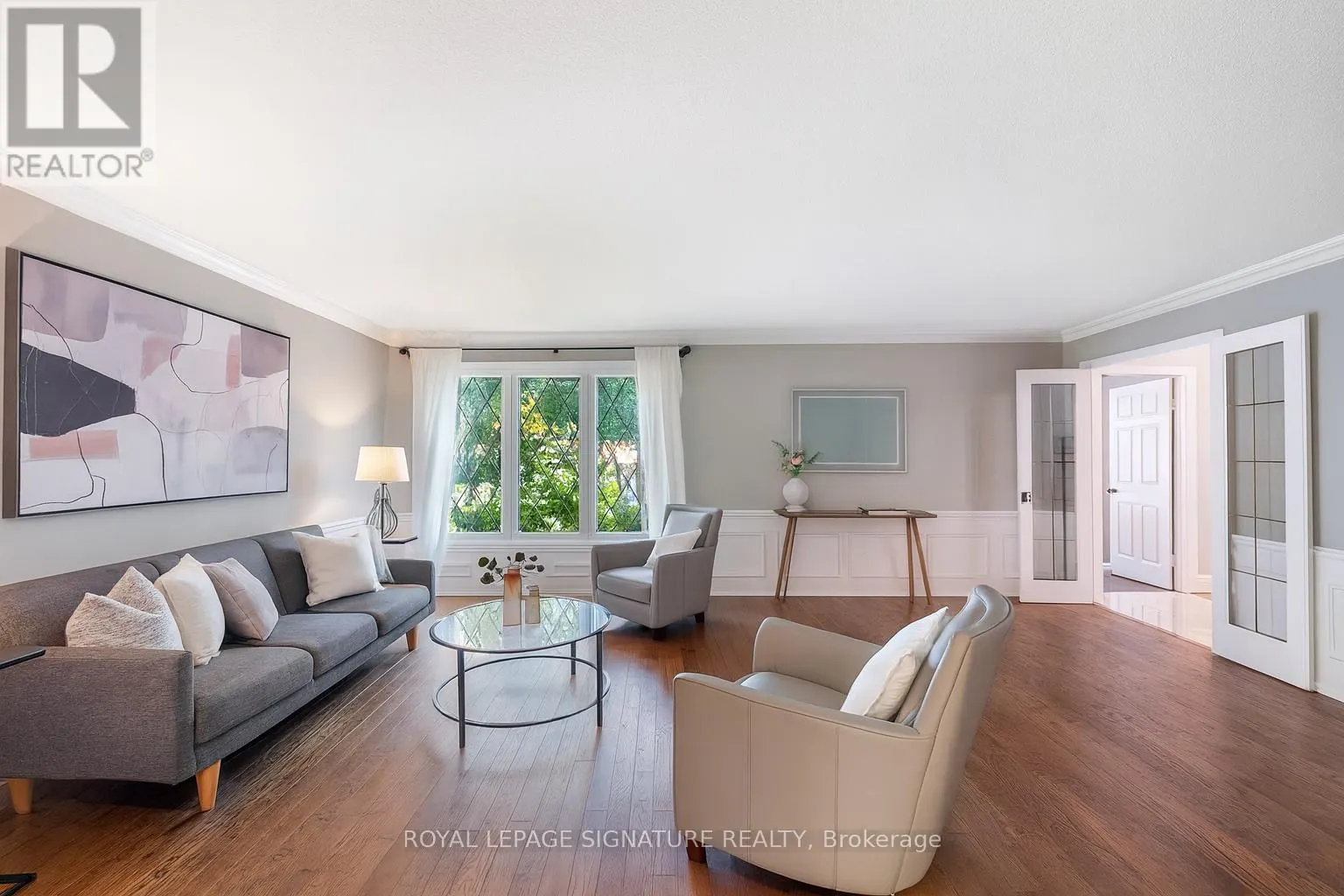 32 RAMBLEWOOD DRIVE