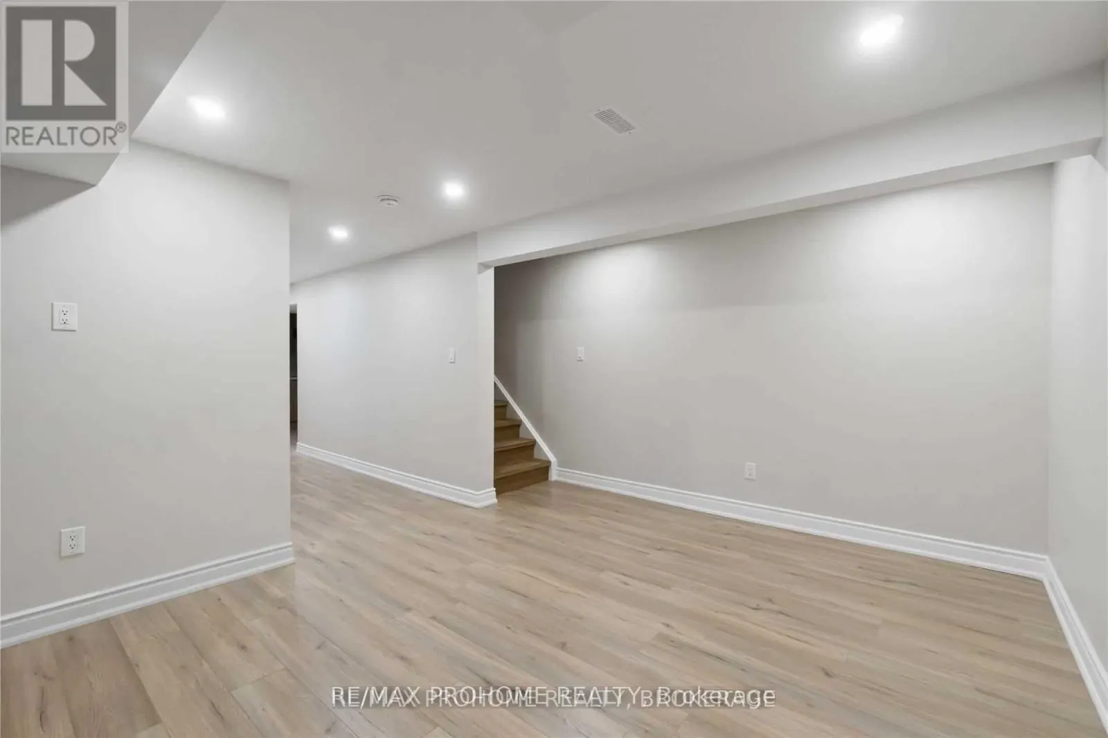 78 ASHBURY BOULEVARD