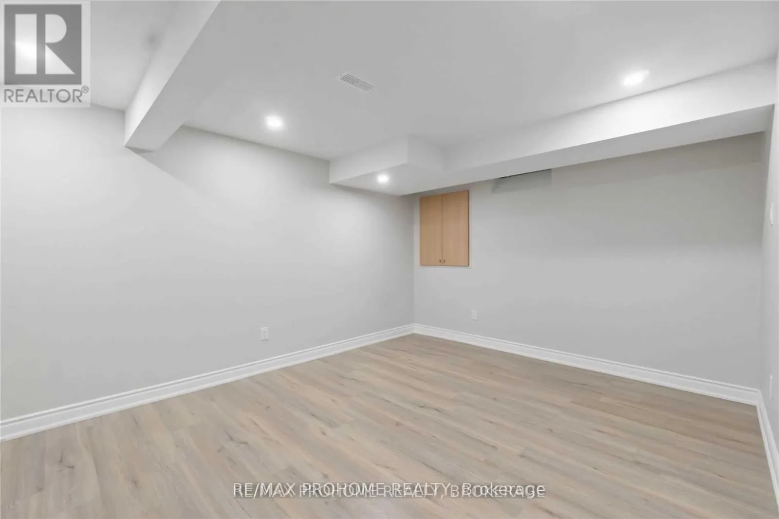 78 ASHBURY BOULEVARD