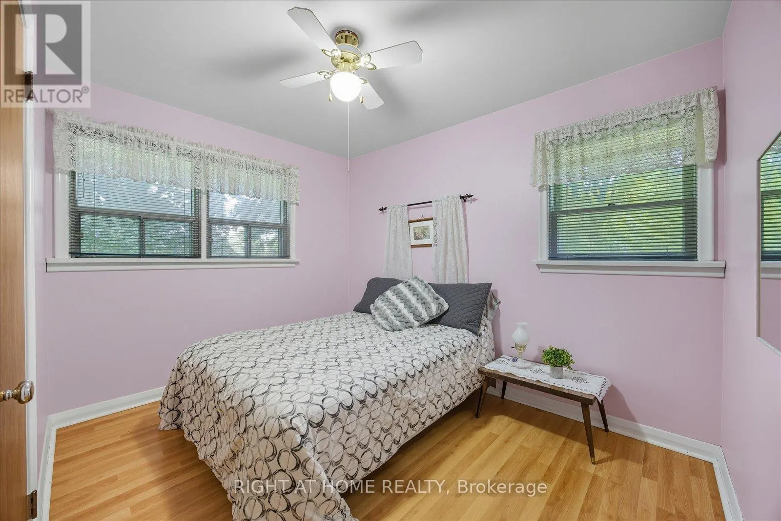 81 MEADOW CRESCENT