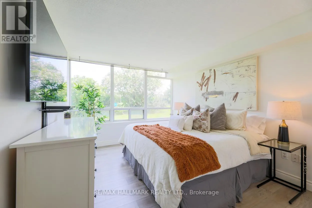 385 - 1 GREYSTONE WALK DRIVE