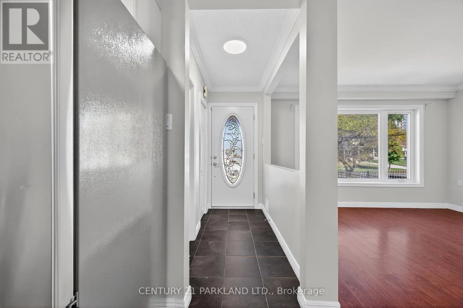 3 ARBUTUS CRESCENT