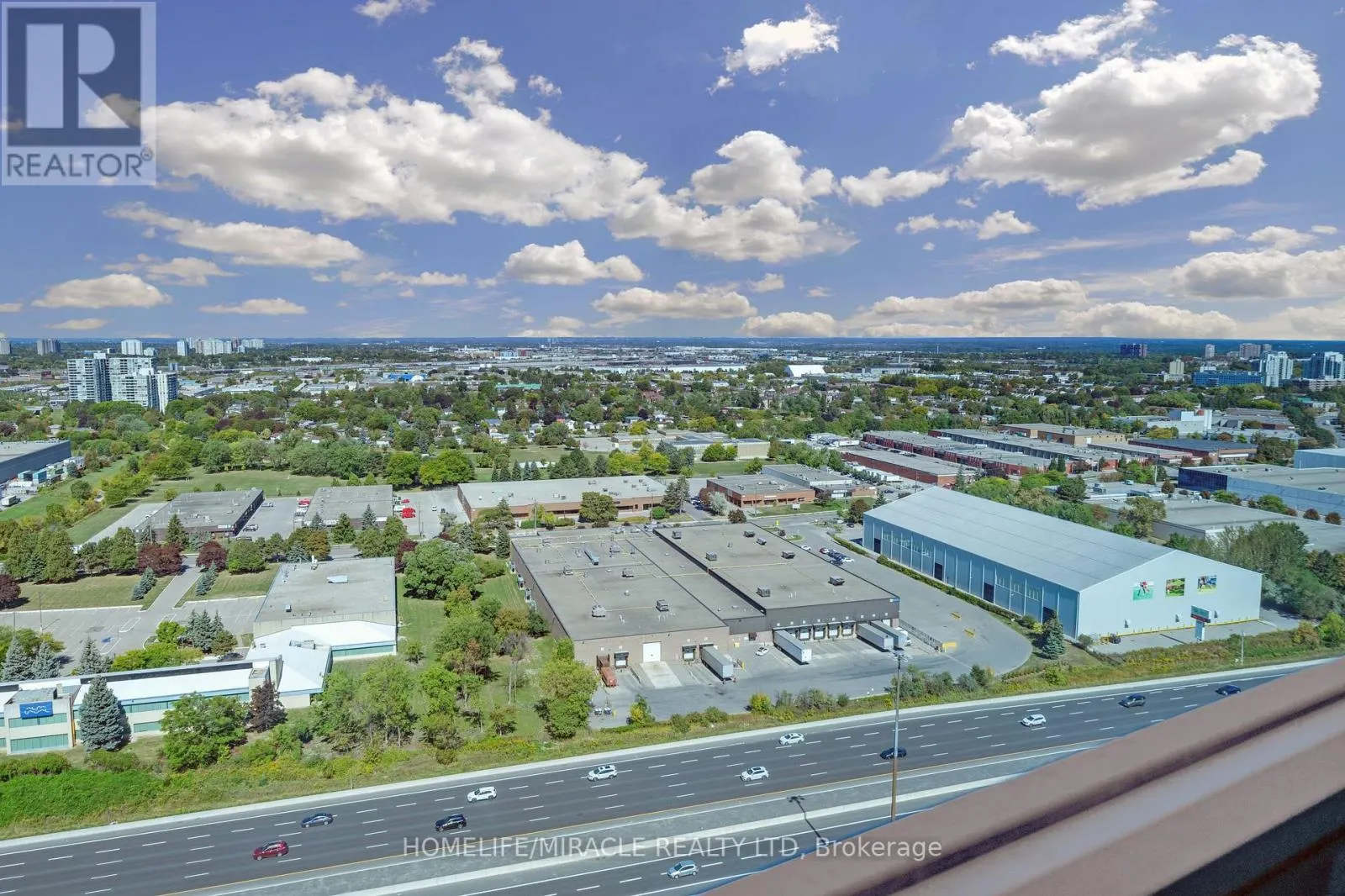 3011 - 36 LEE CENTRE DRIVE