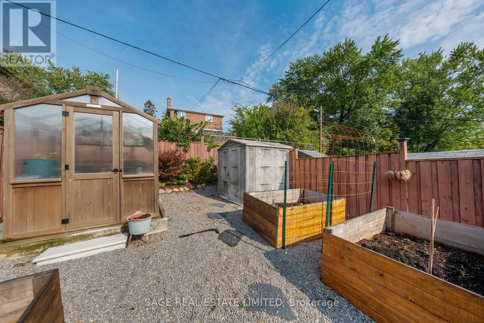 79 PITT AVENUE