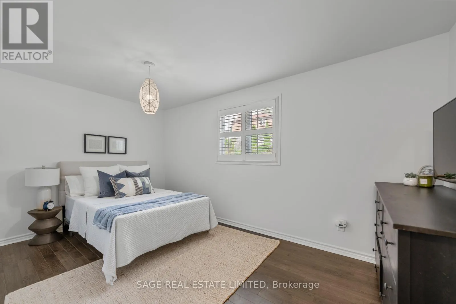 79 PITT AVENUE