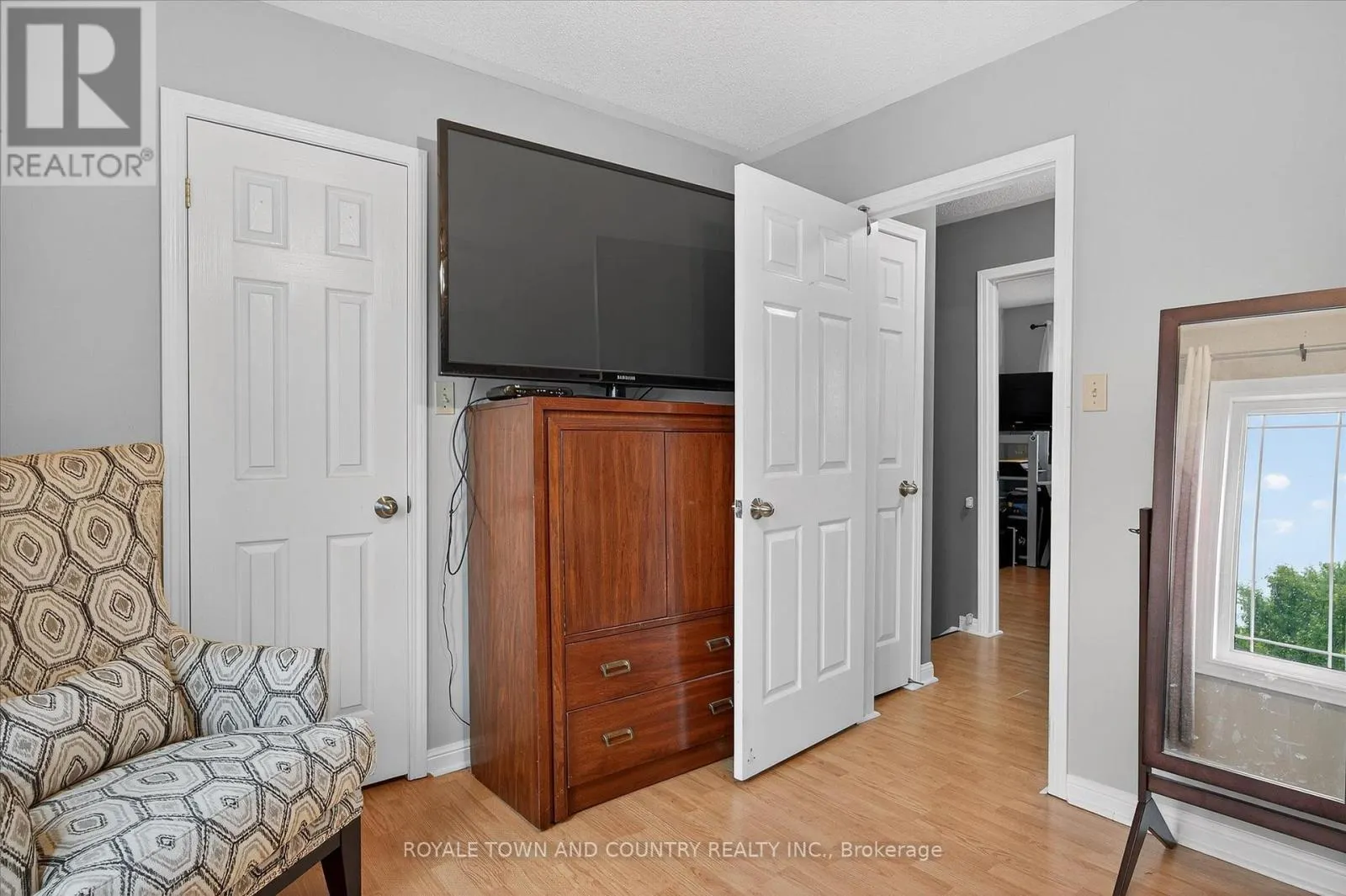 54 IVORY COURT