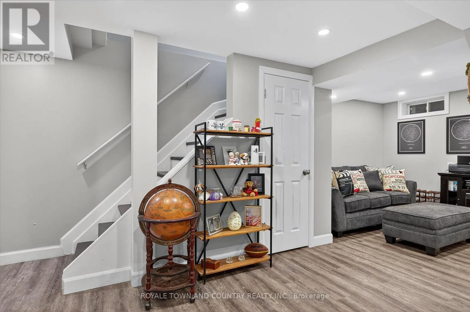 54 IVORY COURT