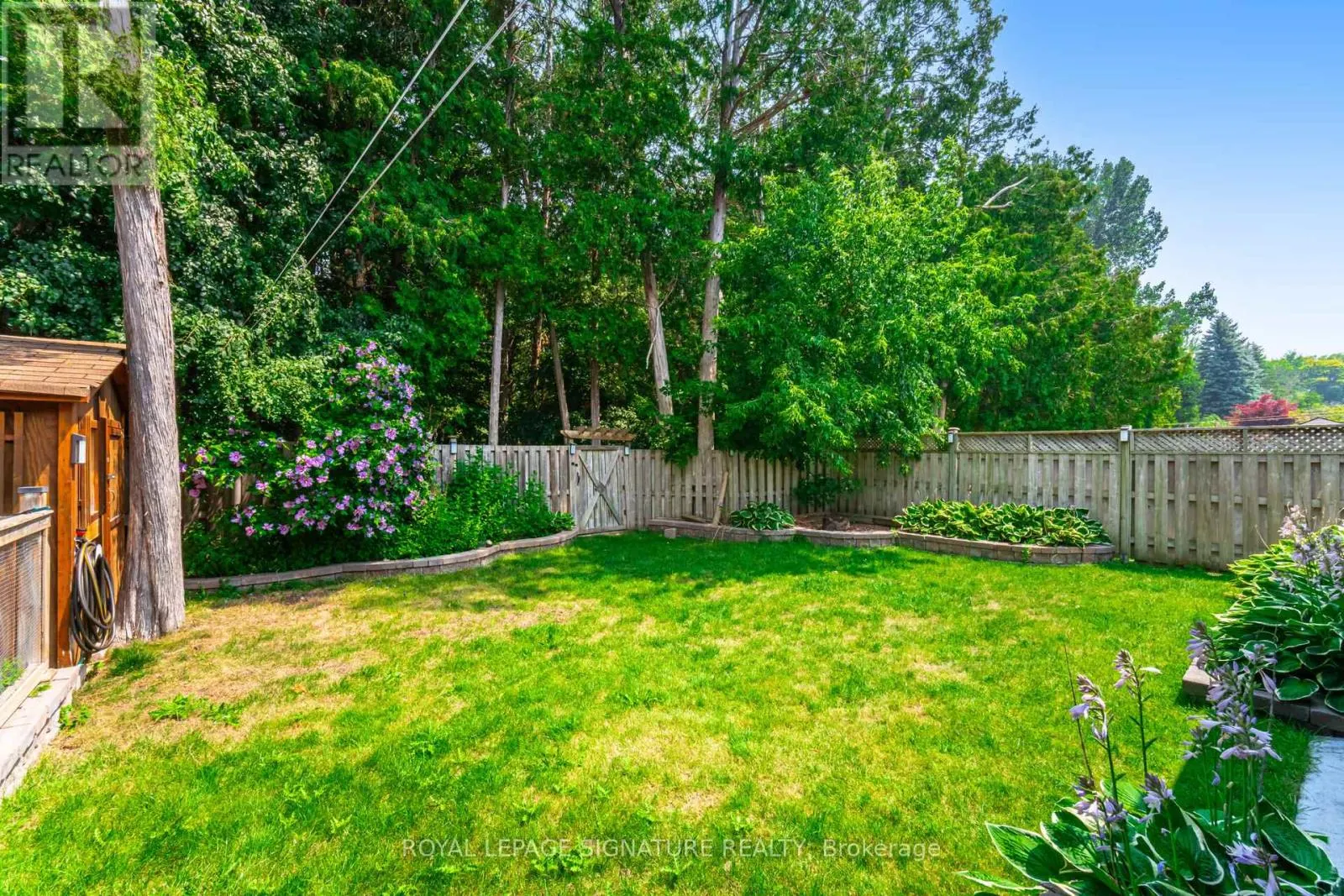 574 ANTIGUA CRESCENT