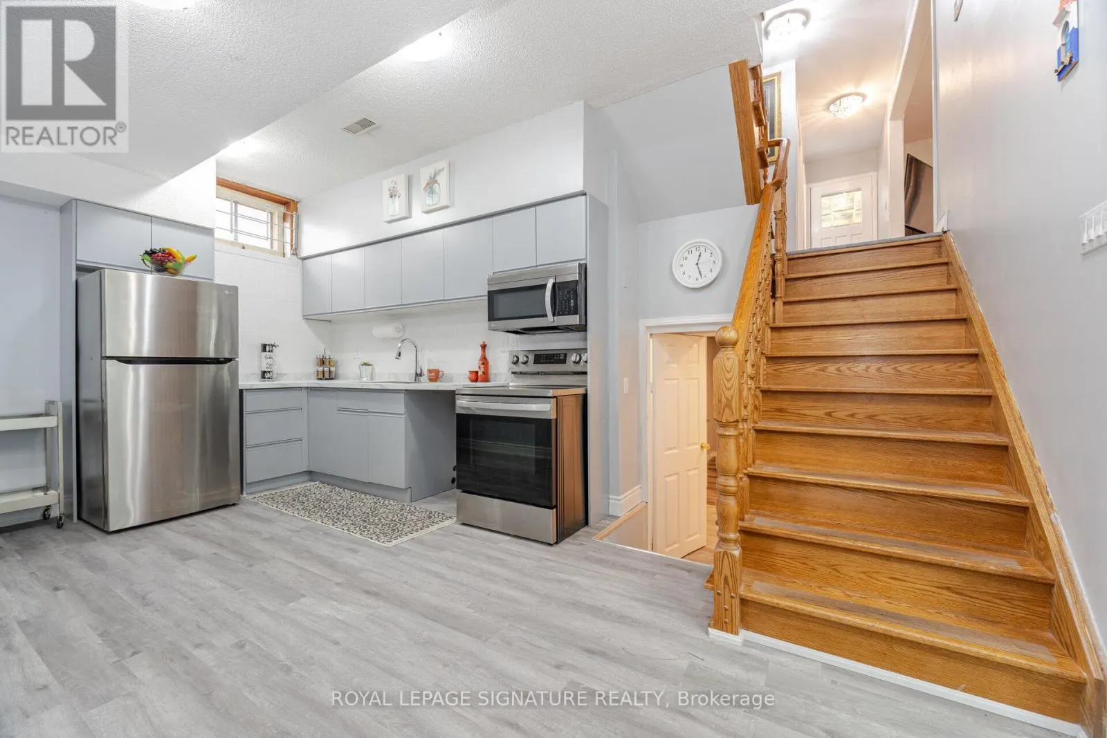 574 ANTIGUA CRESCENT