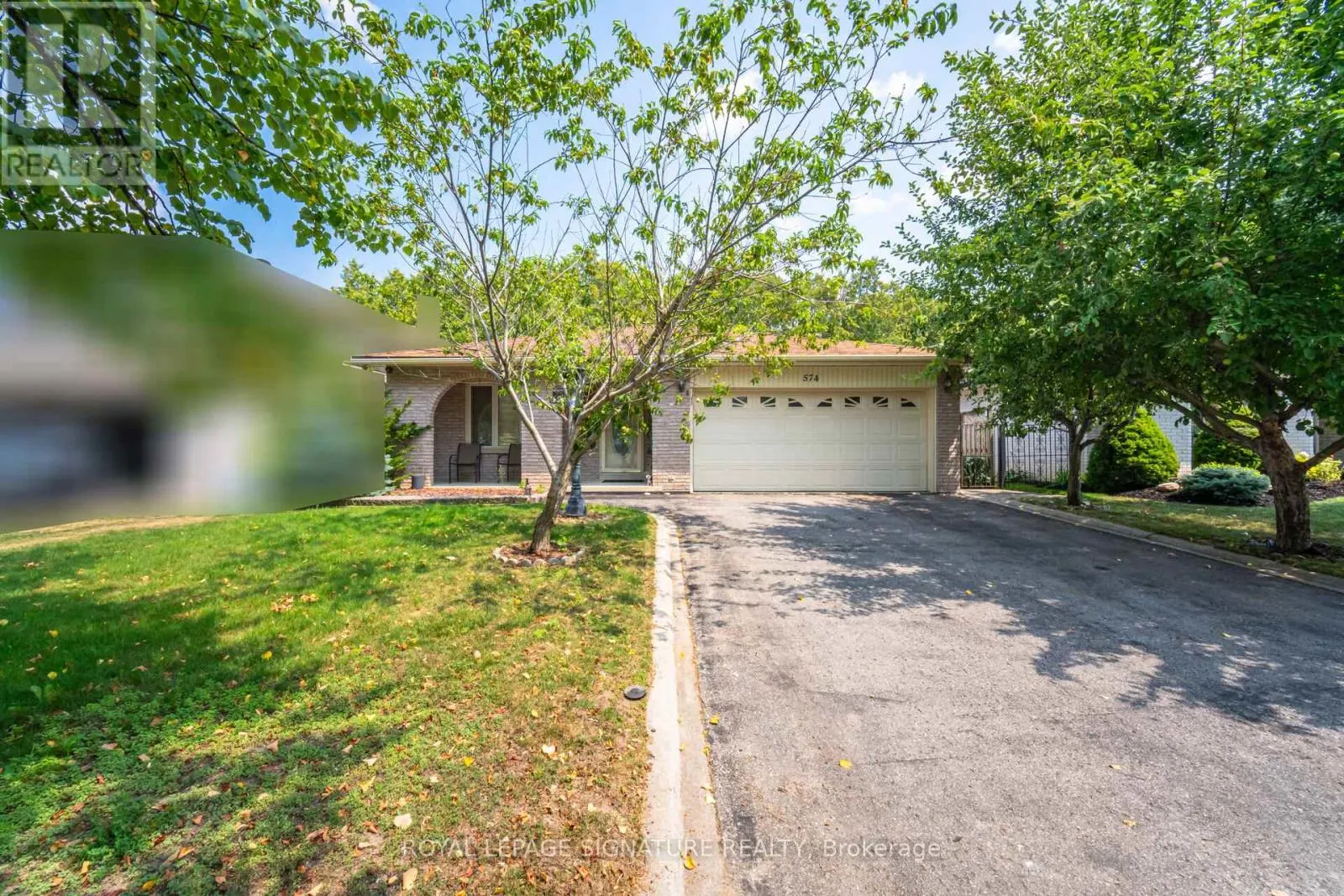 574 ANTIGUA CRESCENT