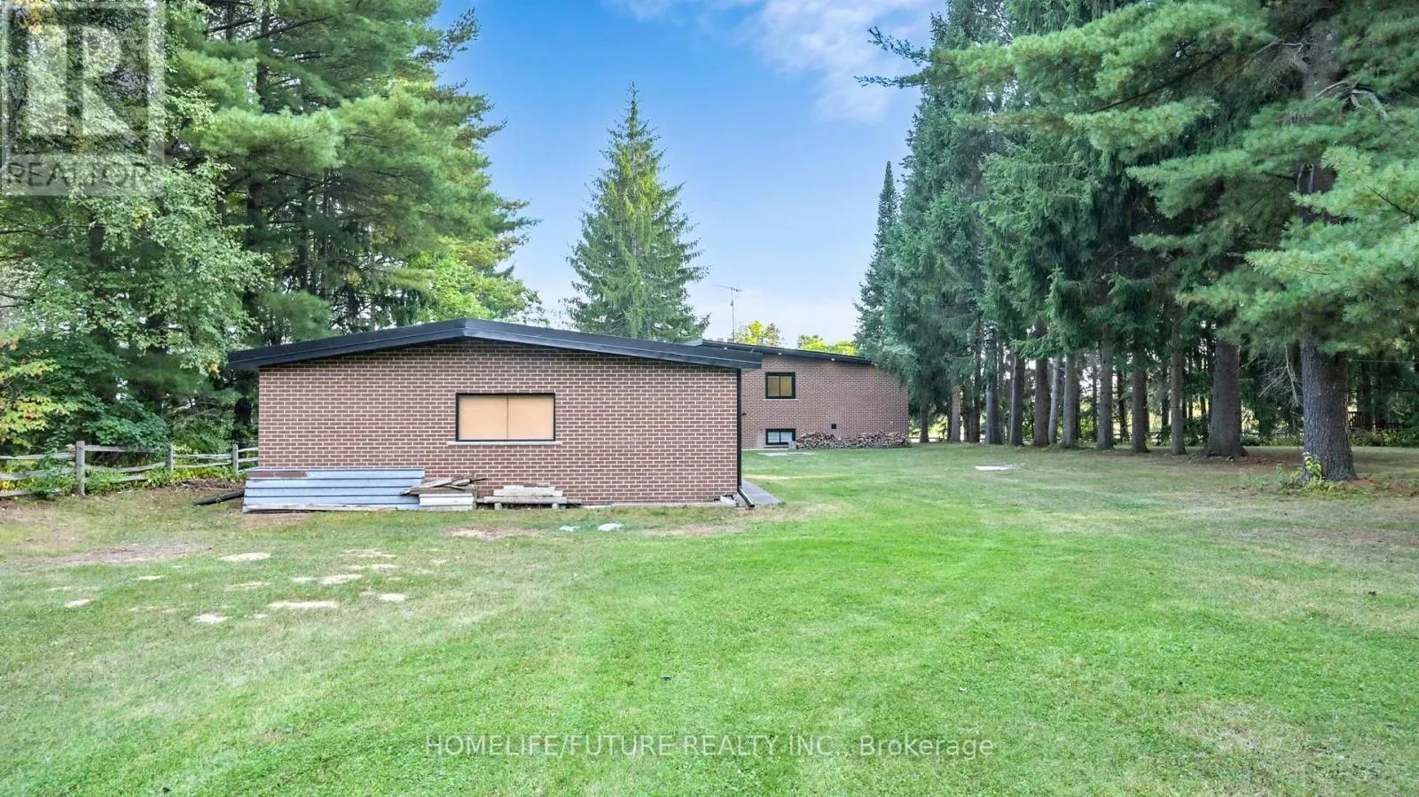 474 TAUNTON ROAD
