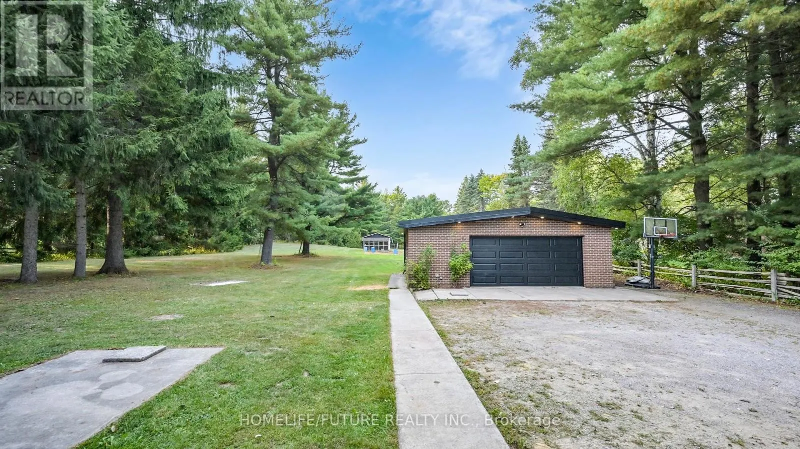 474 TAUNTON ROAD