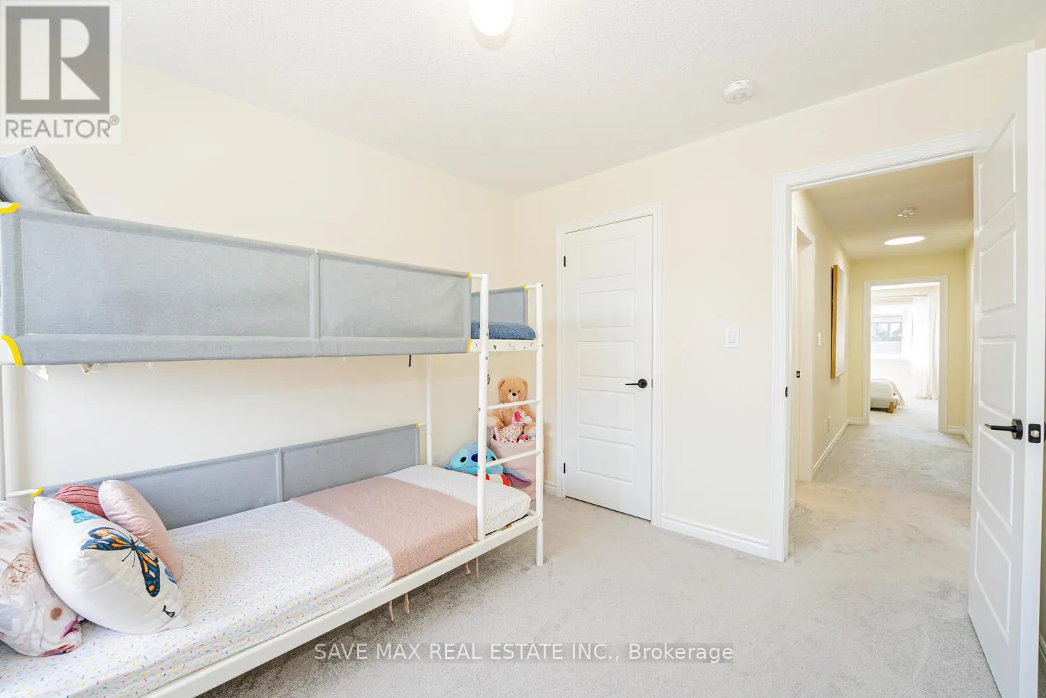 41 CLOSSON DRIVE
