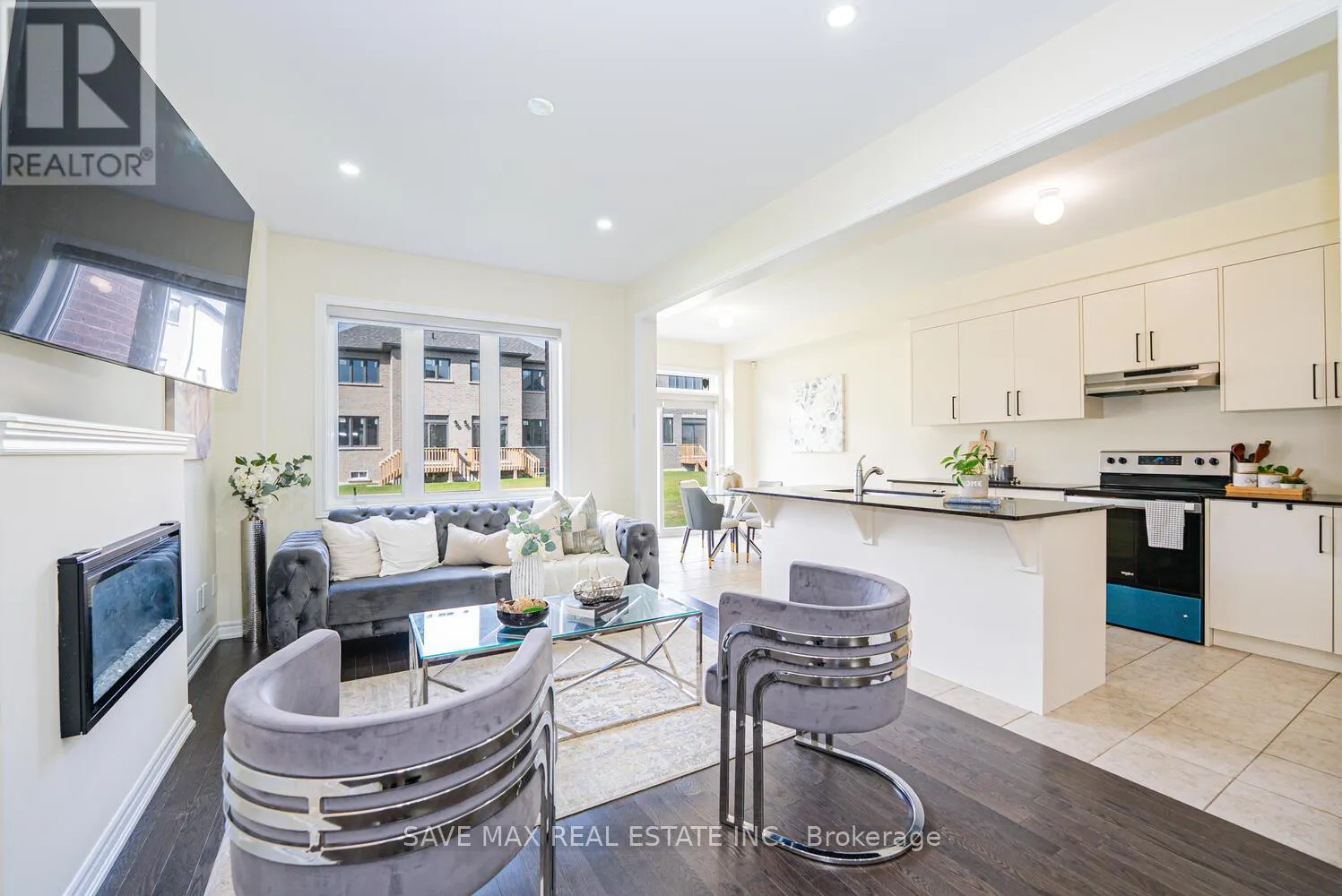 20 BERTRAM GATE