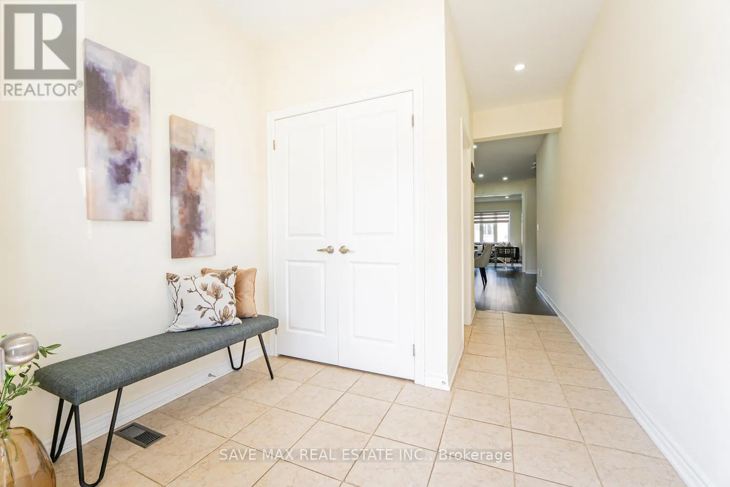 20 BERTRAM GATE