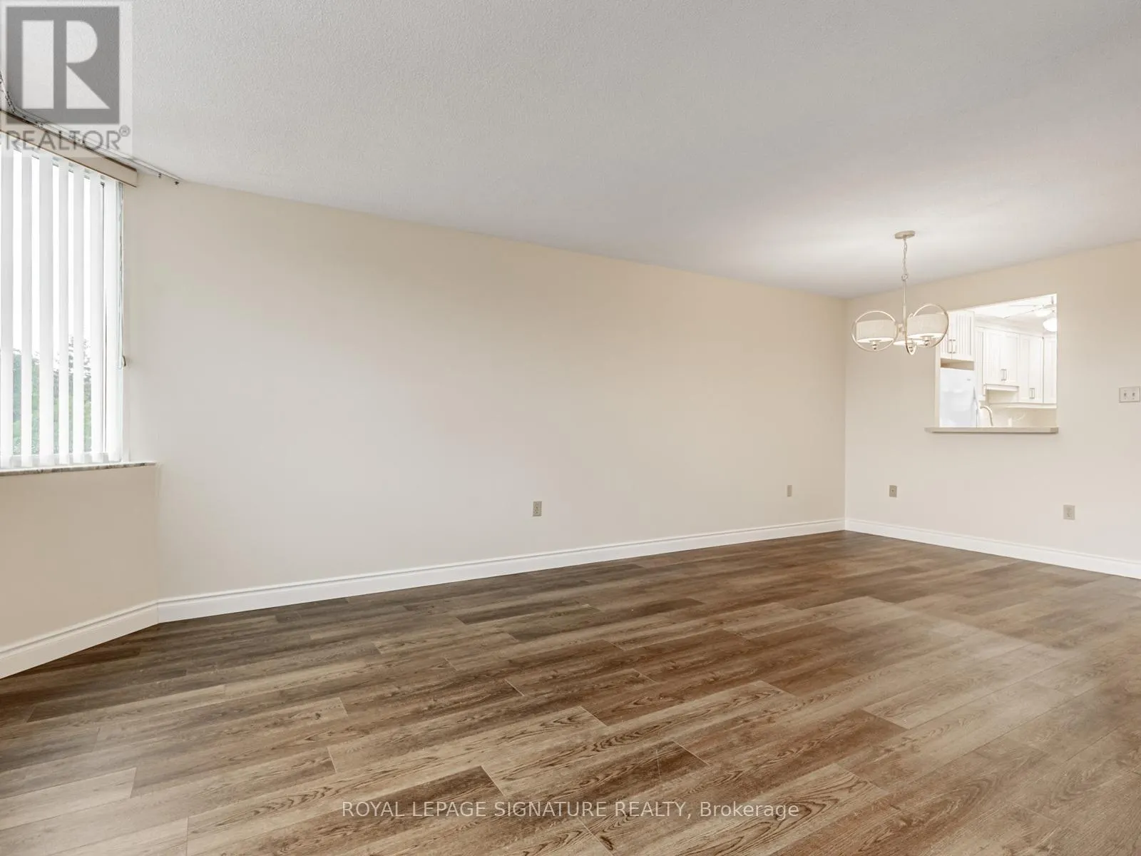 413 - 121 LING ROAD