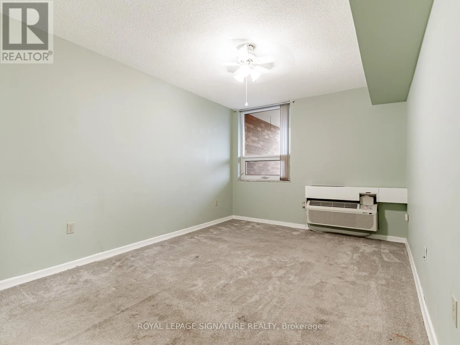 413 - 121 LING ROAD