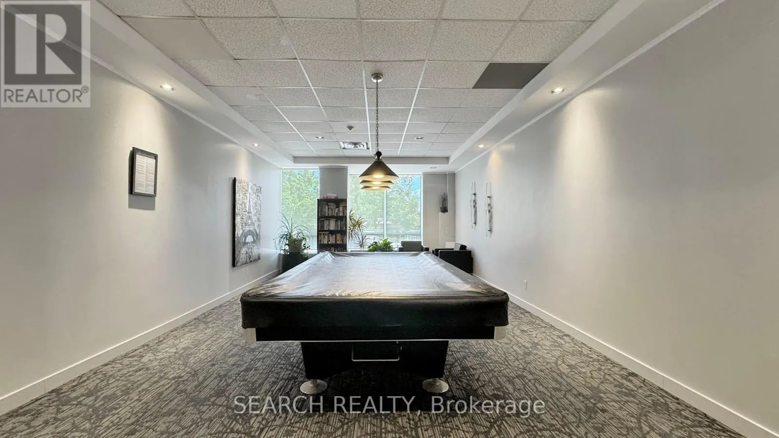 505 - 711 ROSSLAND ROAD E