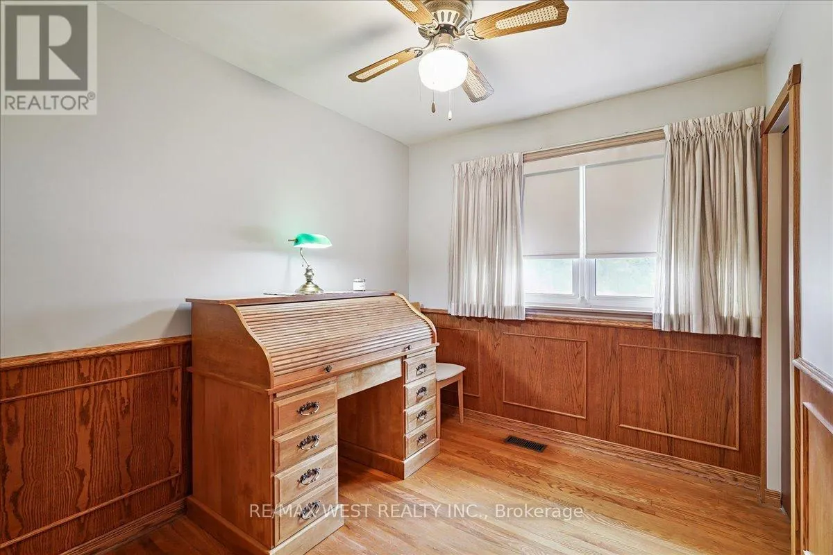 195 TOYNBEE TRAIL