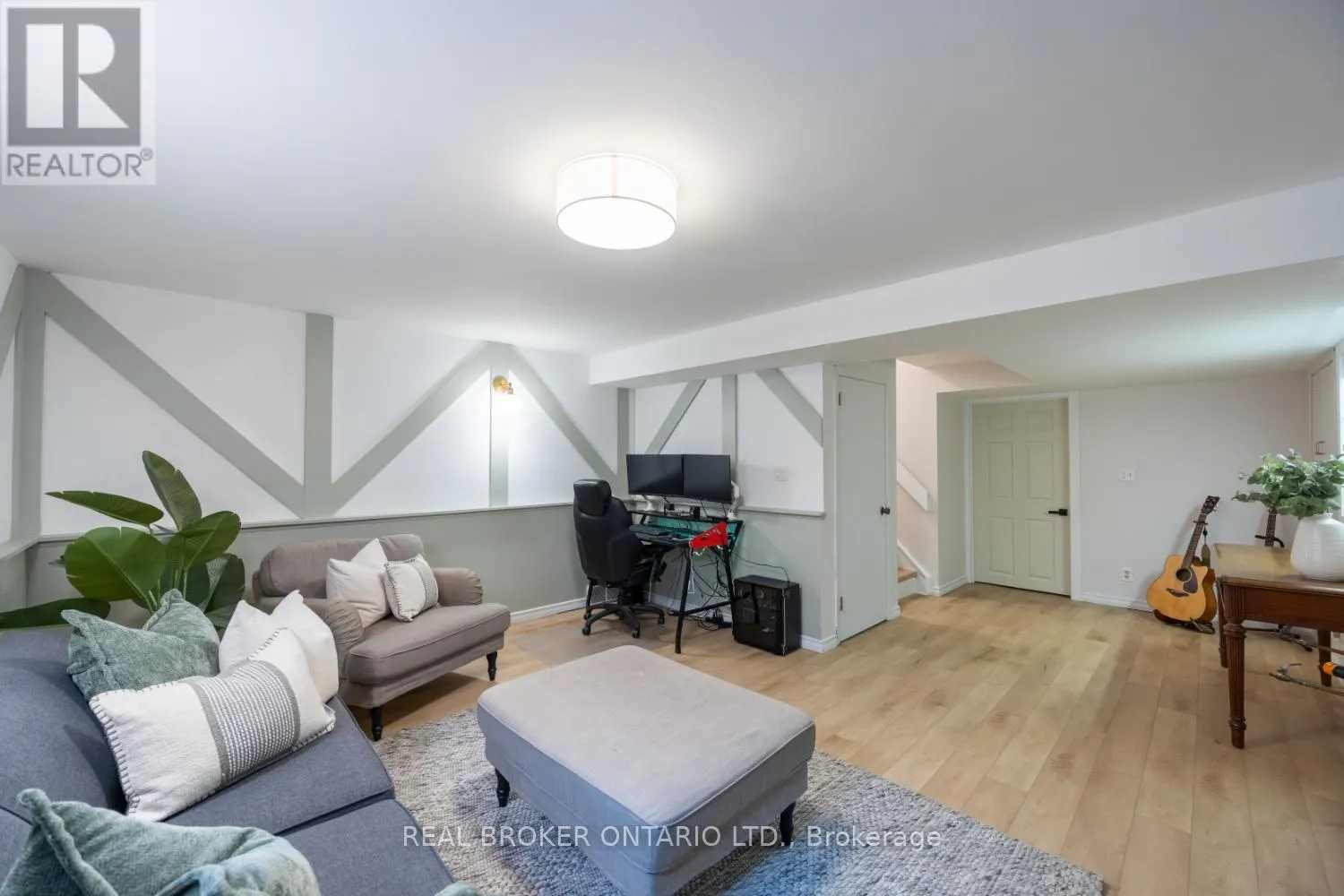 96 MARTIN ROAD