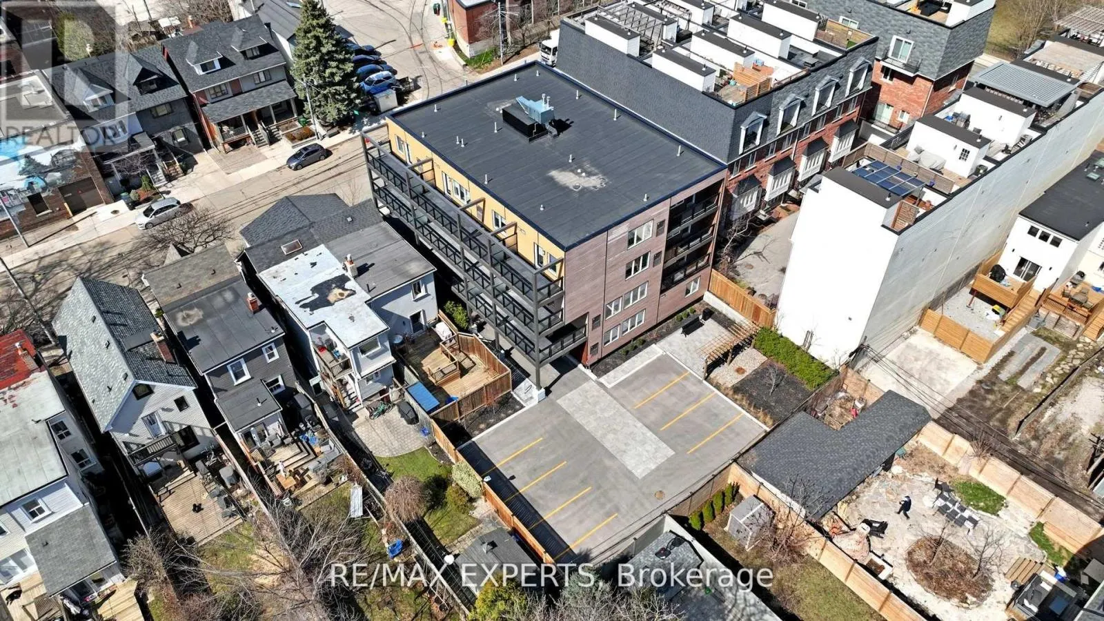 101 - 45 CONNAUGHT AVENUE