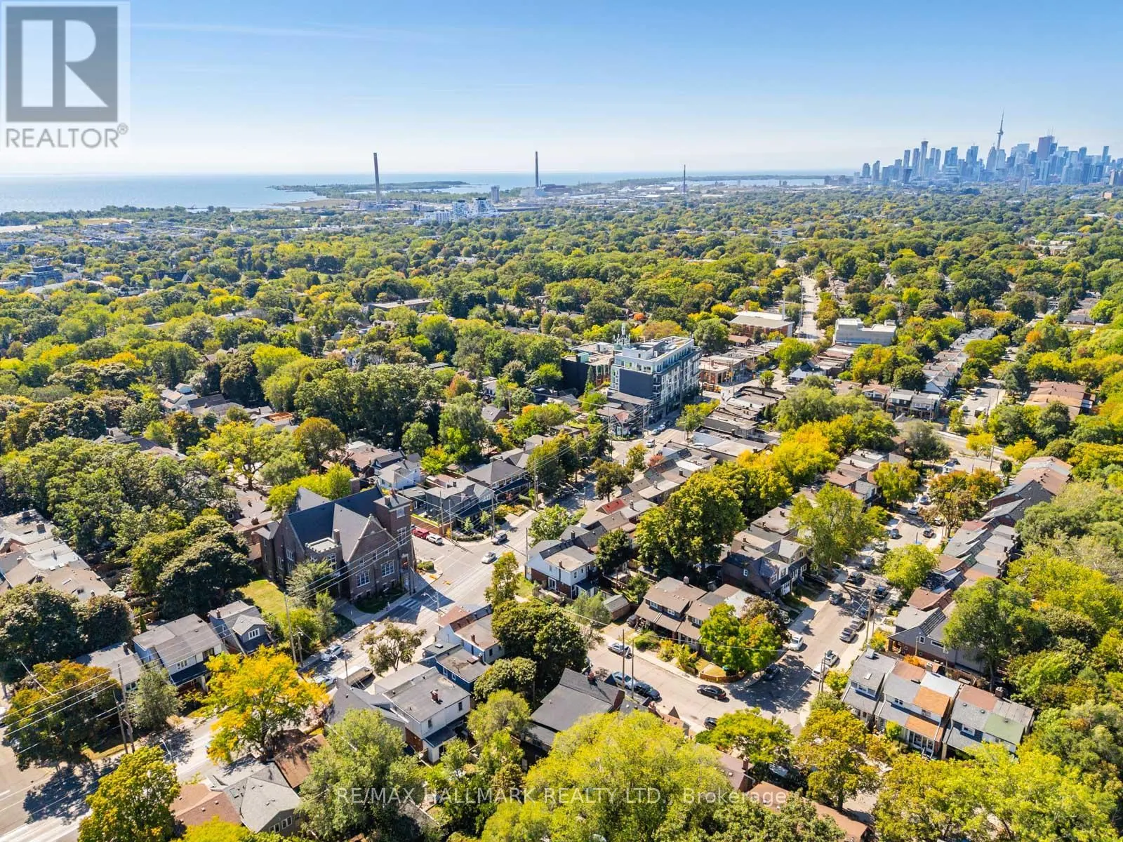 215 GOLFVIEW AVENUE