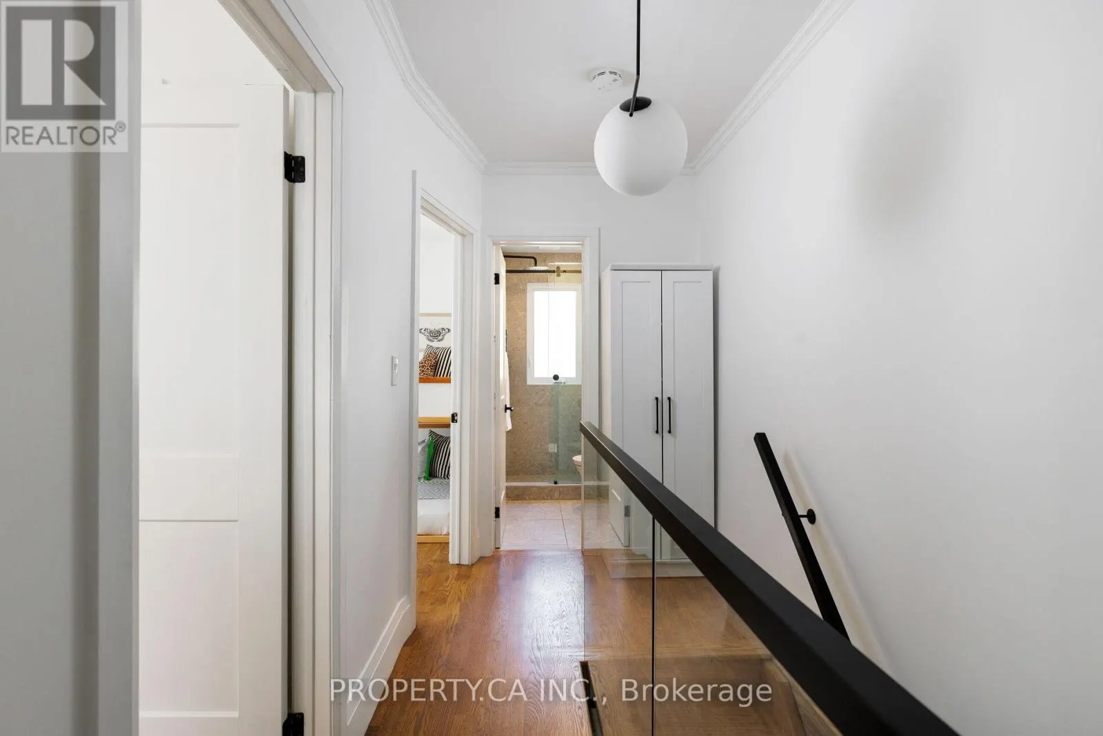 20 PARKFIELD AVENUE