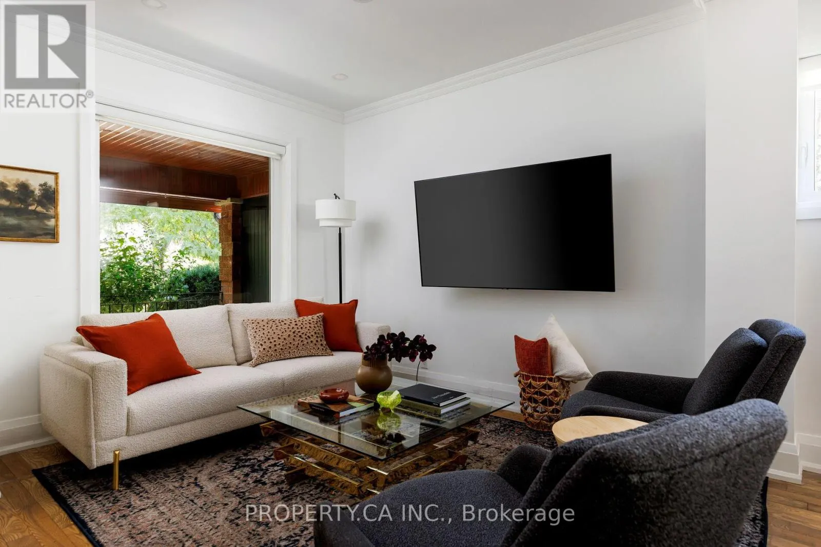20 PARKFIELD AVENUE