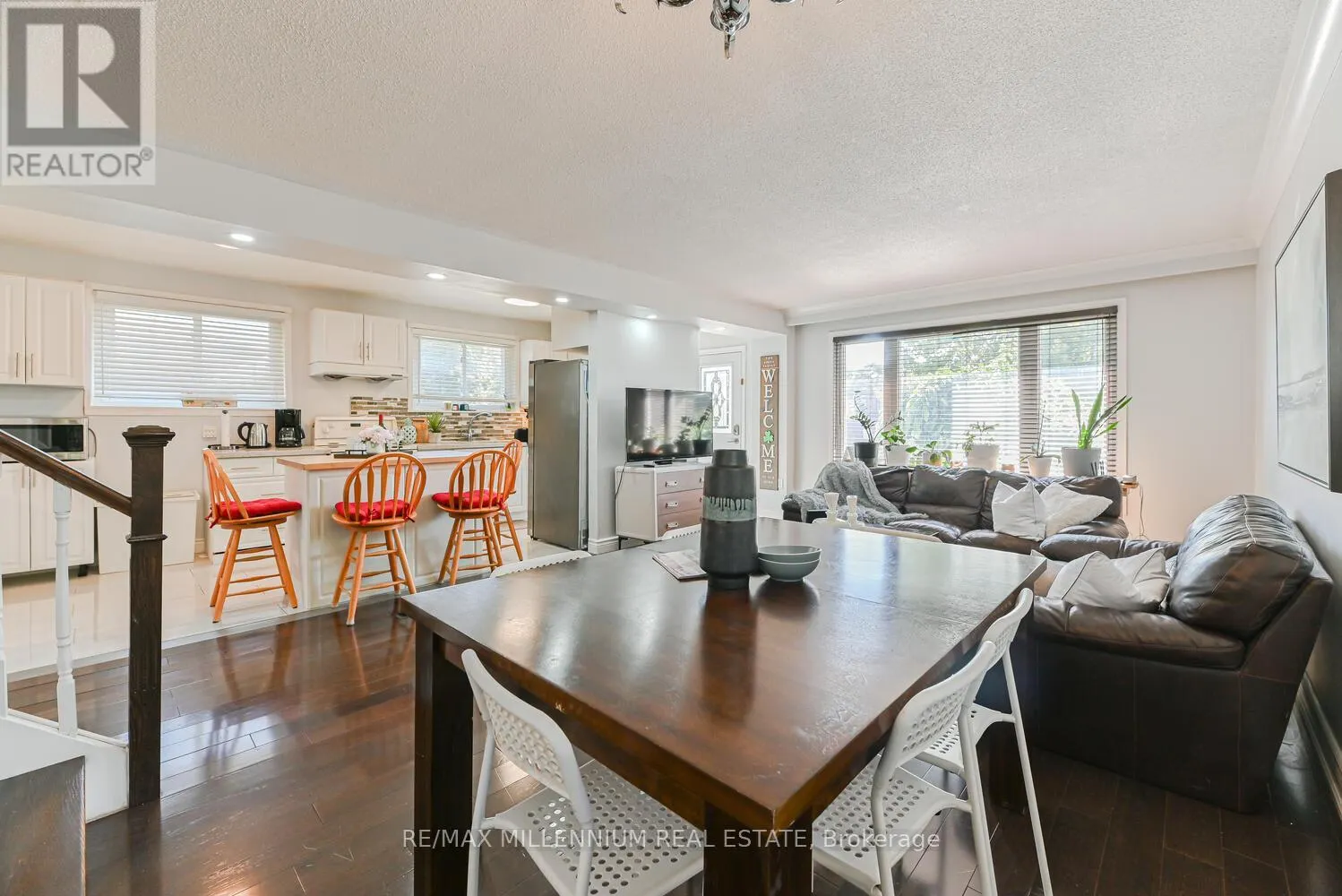 242 CORONATION DRIVE