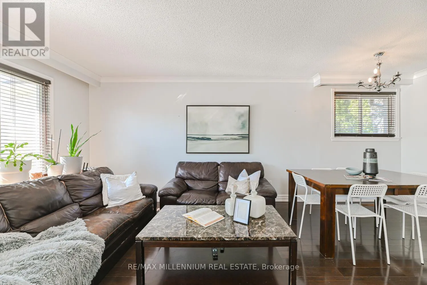 242 CORONATION DRIVE