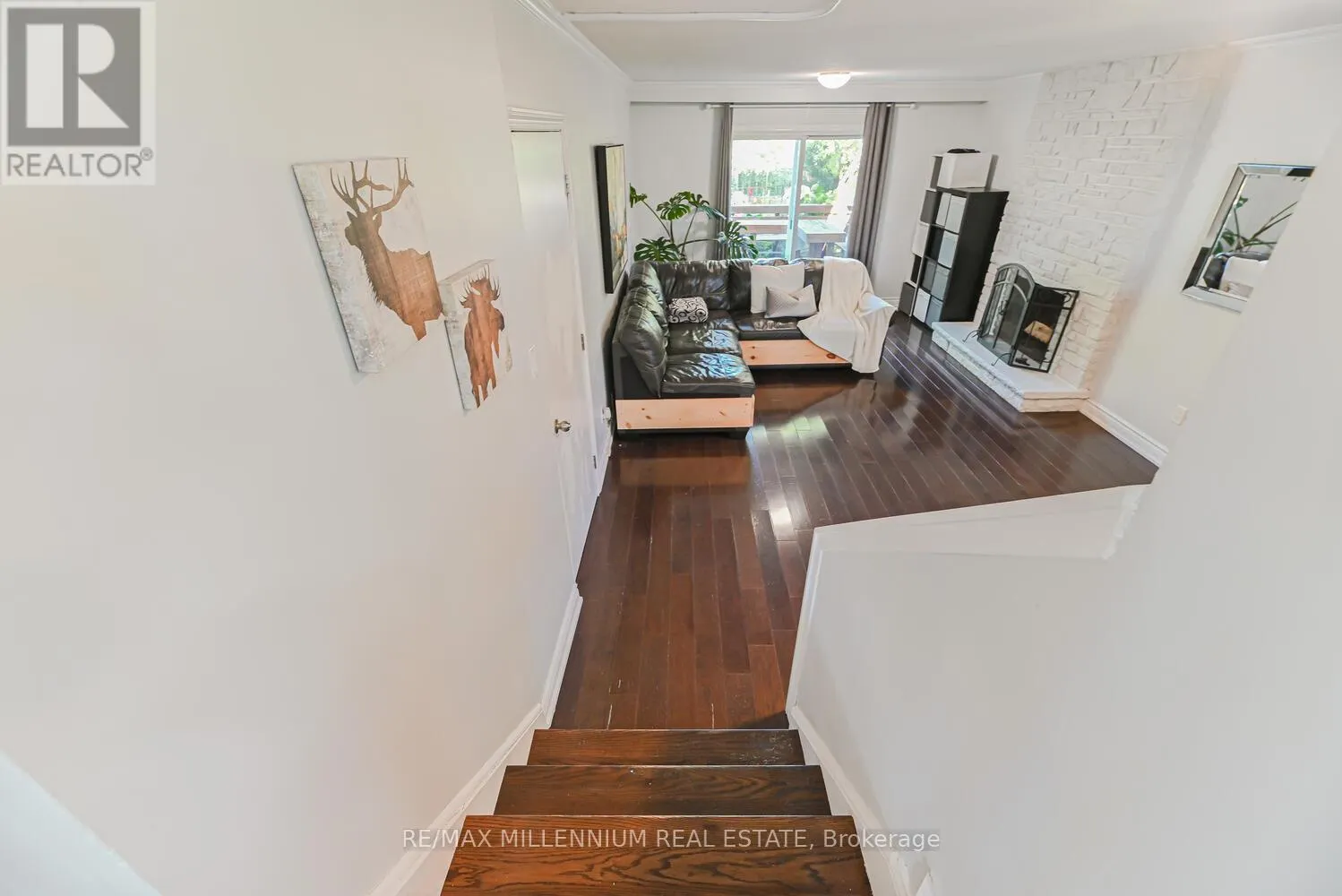 242 CORONATION DRIVE
