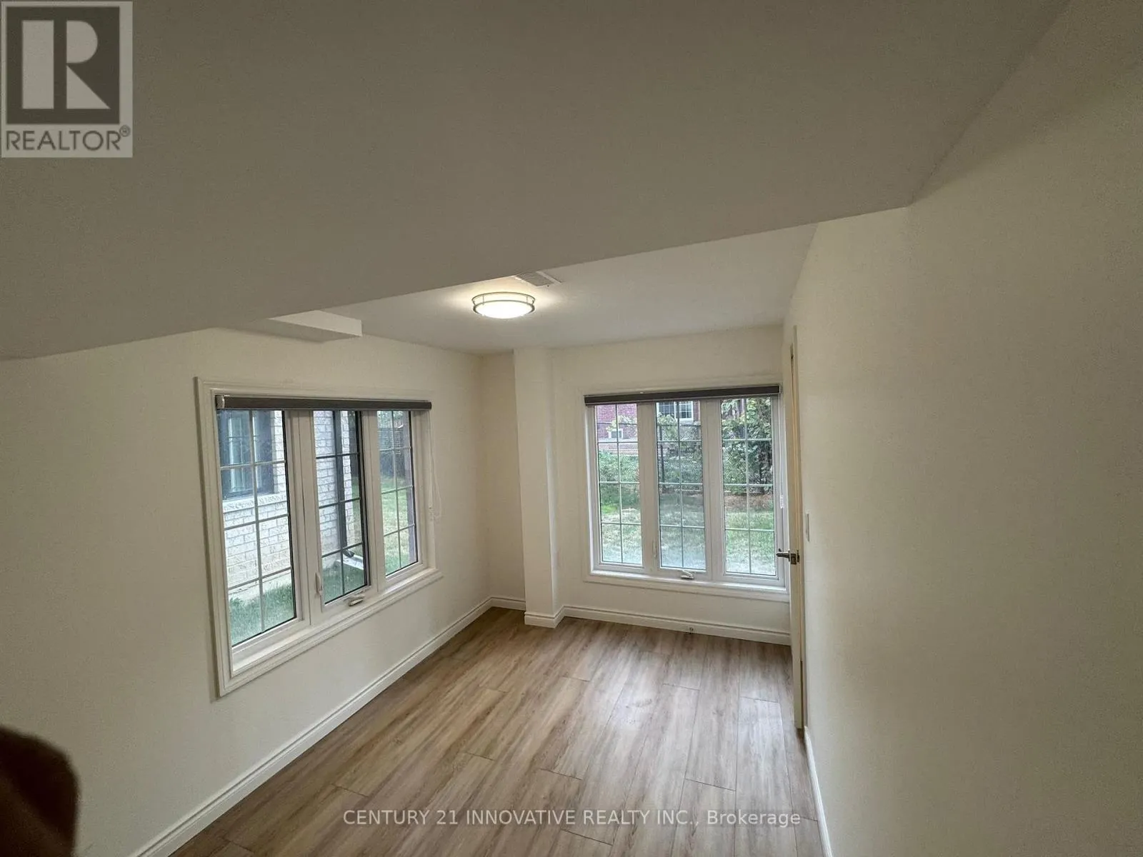 BSMT - 35 CREEDON CRESCENT