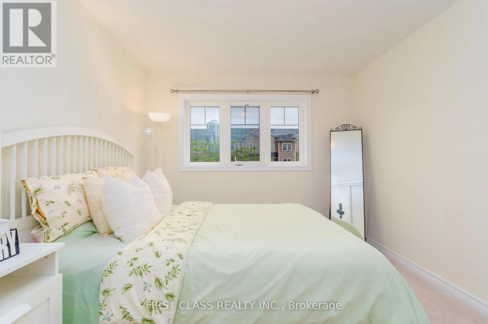 42 GREAT GABE CRESCENT
