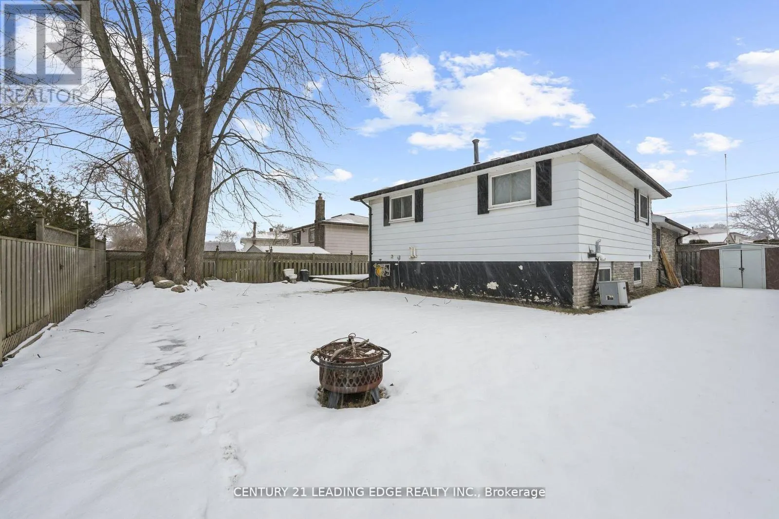 171 PHILLIP MURRAY AVENUE