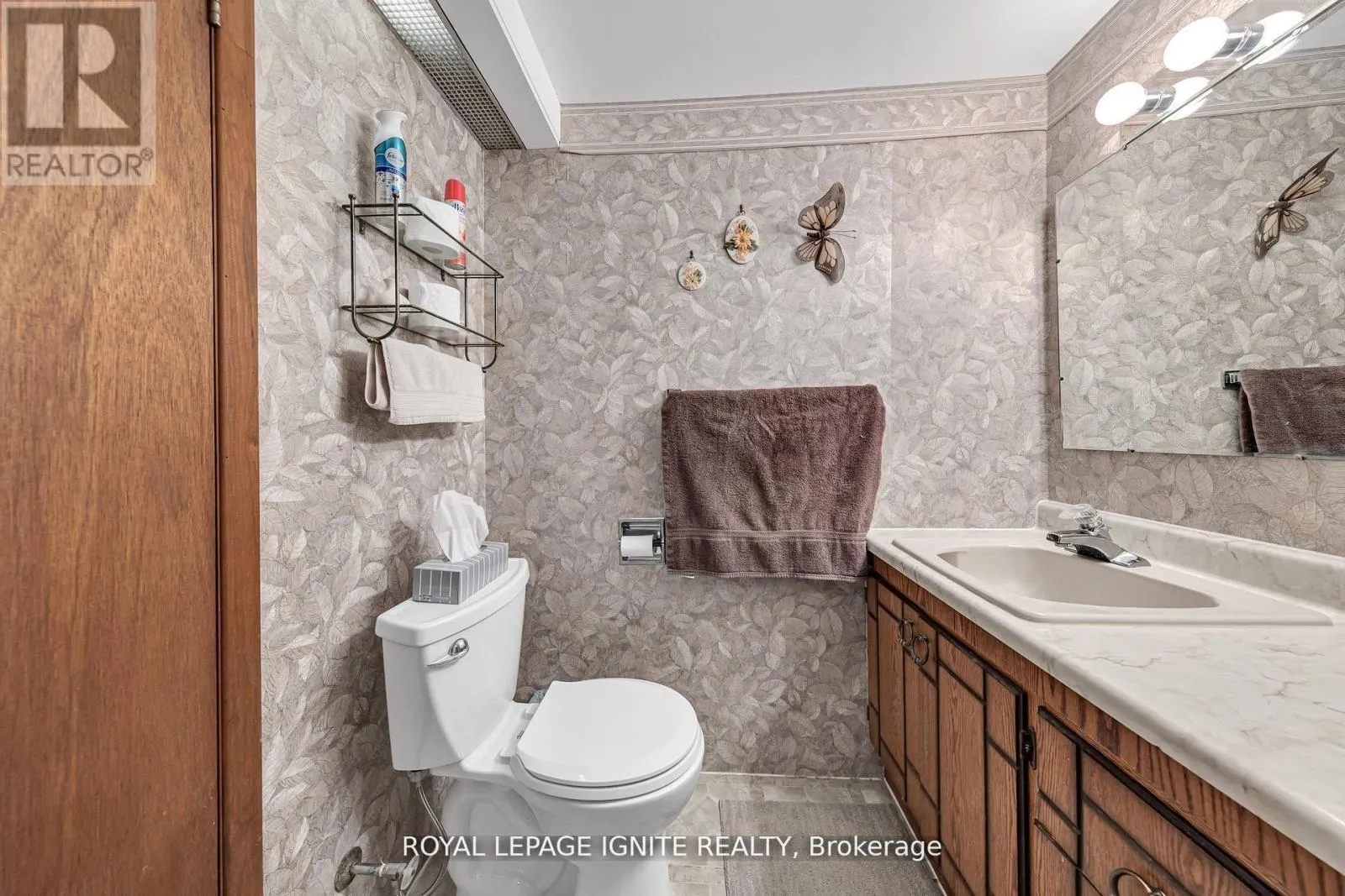24 BERAN DRIVE