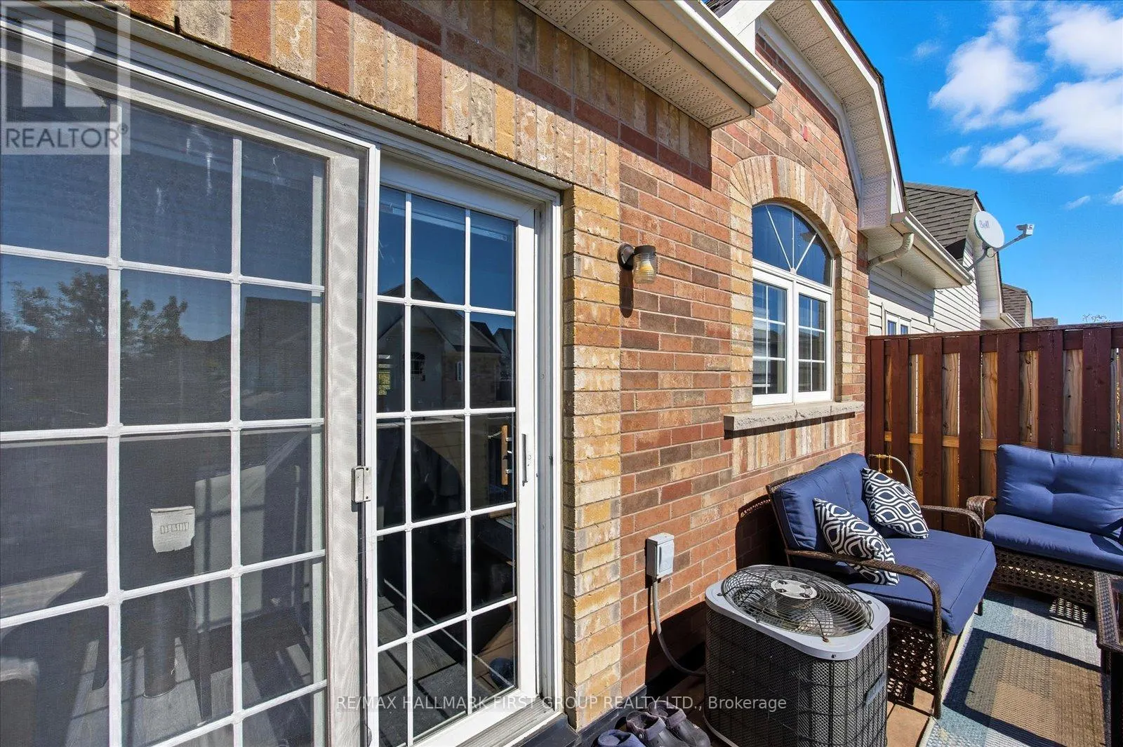 141 KENNETH HOBBS AVENUE