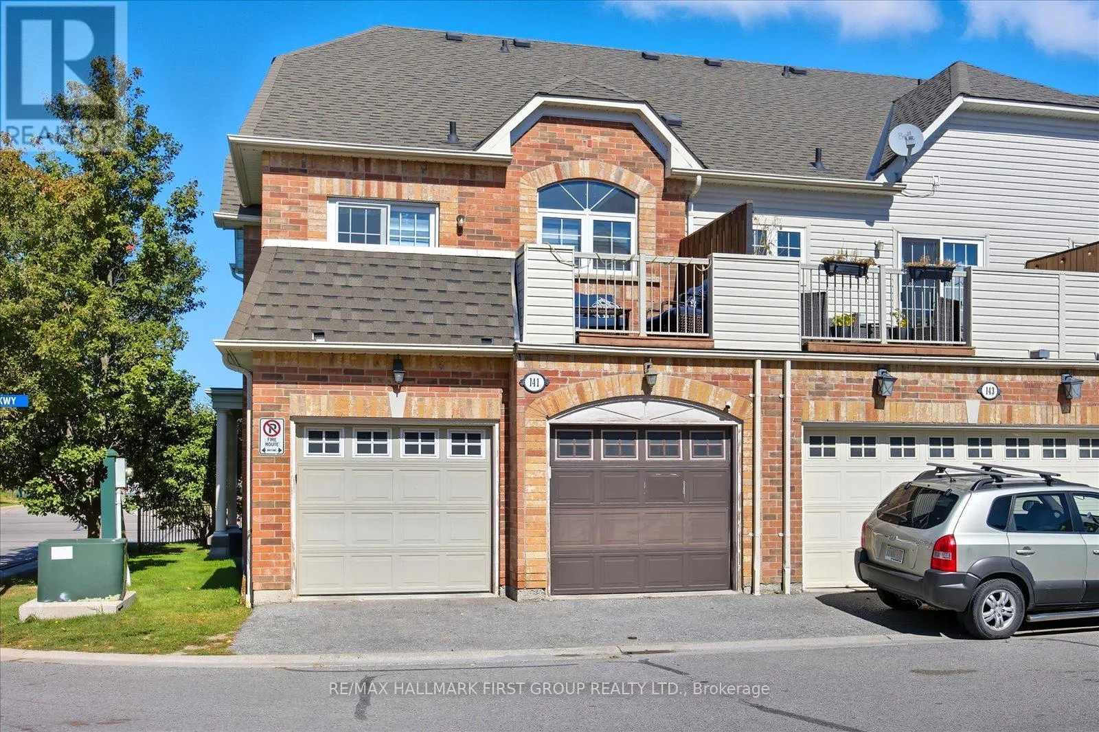 141 KENNETH HOBBS AVENUE
