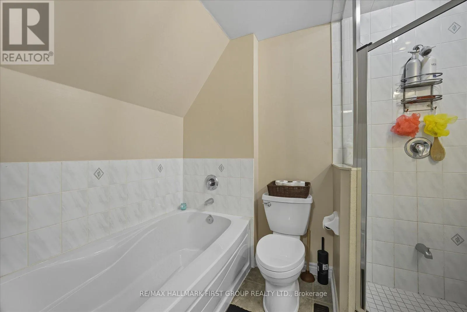 141 KENNETH HOBBS AVENUE