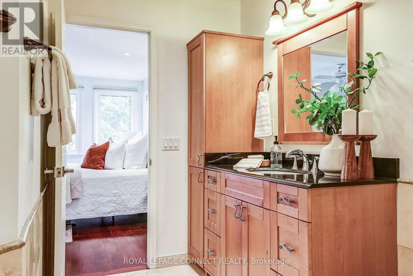 545 CHARNWOOD COURT
